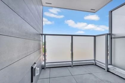 Studio in residence at 3949 Shelbourne St, Victoria, BC V8P 0A9, Canada, image 11 of 28