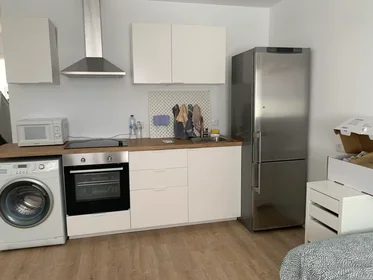 Dairenin tamamı konumu Carretera de Sabadell, , 1 6 görüntüsü