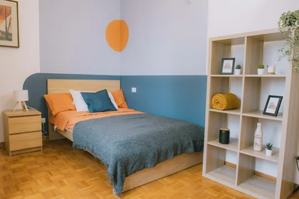 Chambre privée à Via Albere, 21, 37138 Verona VR, Italy, image 4 de 17