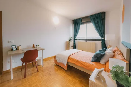 Chambre privée à Via Albere, 21, 37138 Verona VR, Italy, image 3 de 16