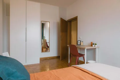Chambre privée à Via Albere, 21, 37138 Verona VR, Italy, image 4 de 16