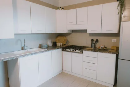 Chambre privée à Via Albere, 21, 37138 Verona VR, Italy, image 7 de 16