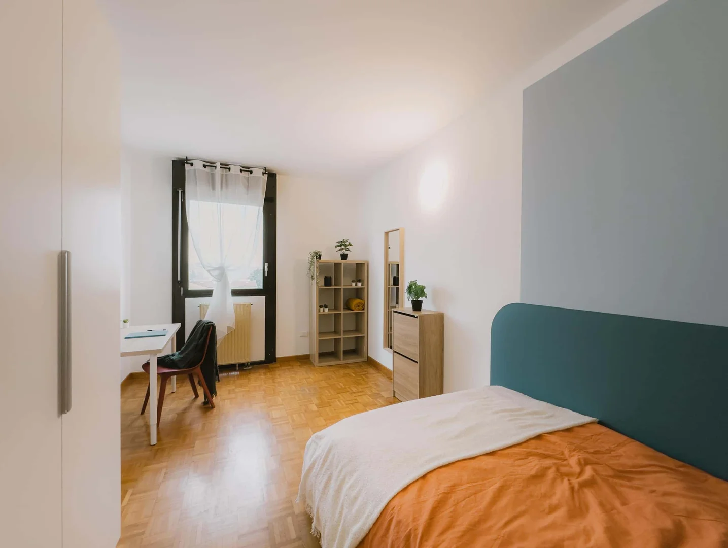 Chambre à louer dans un appartement d'étudiant à , entièrement meublée