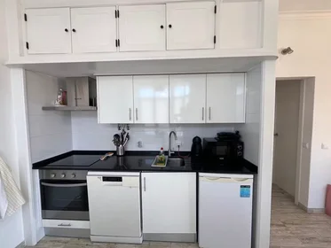 Entire apartment at Avenida Portugal, Estoril, image 8 of 10