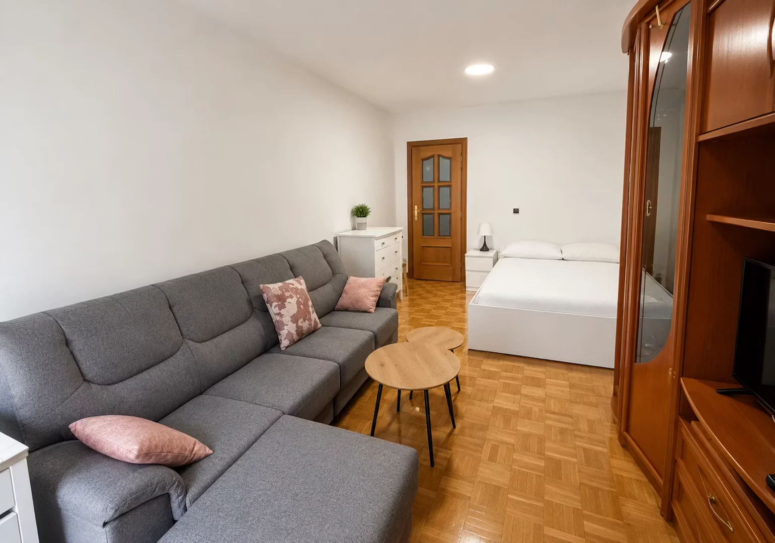 Habitación asequible para estudiantes con buena iluminación en 