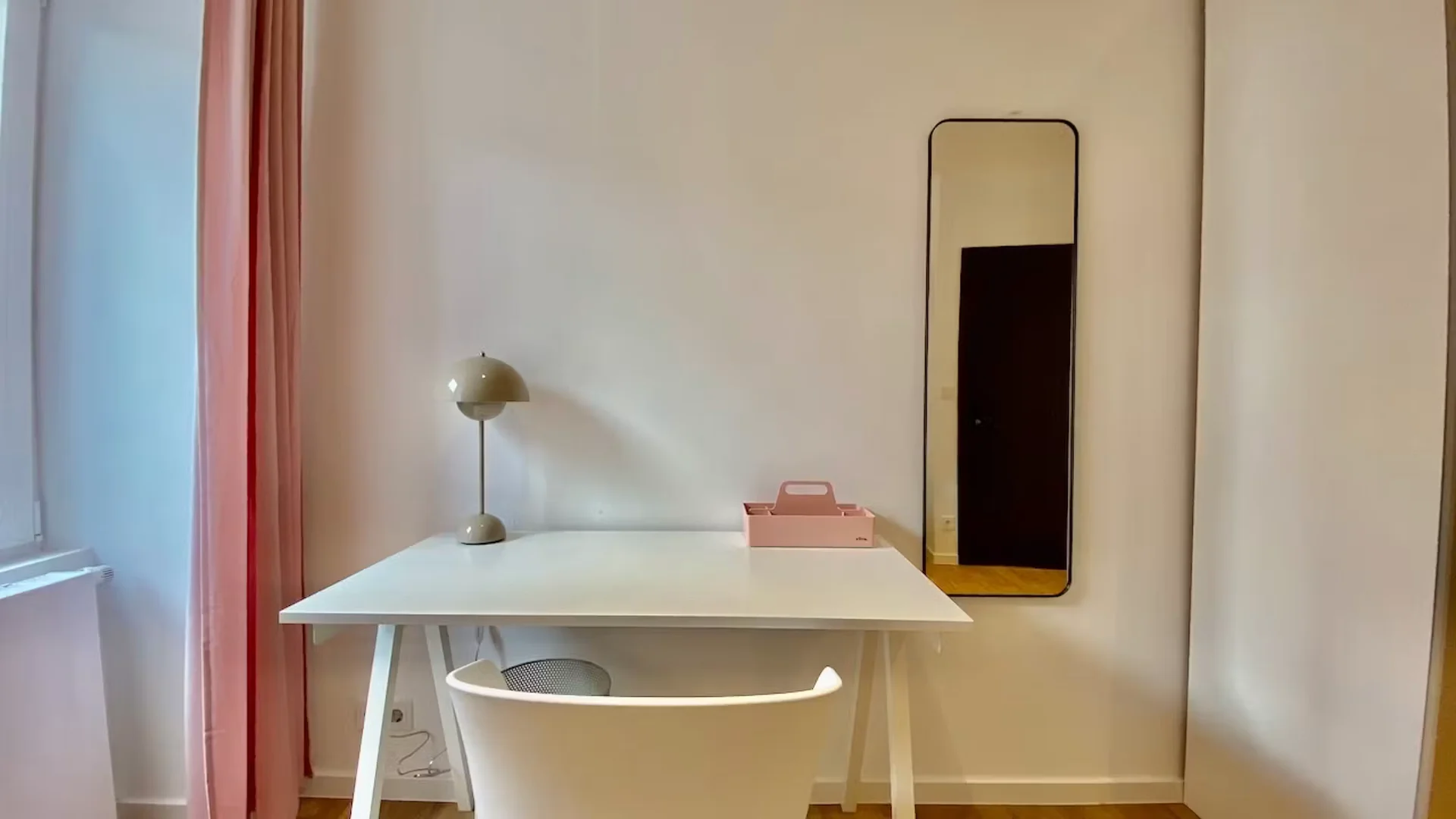 Camera accogliente per studenti disponibile a 