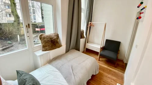Private room at Detlev-Bremer-Straße, Sankt Pauli, image 2 of 10