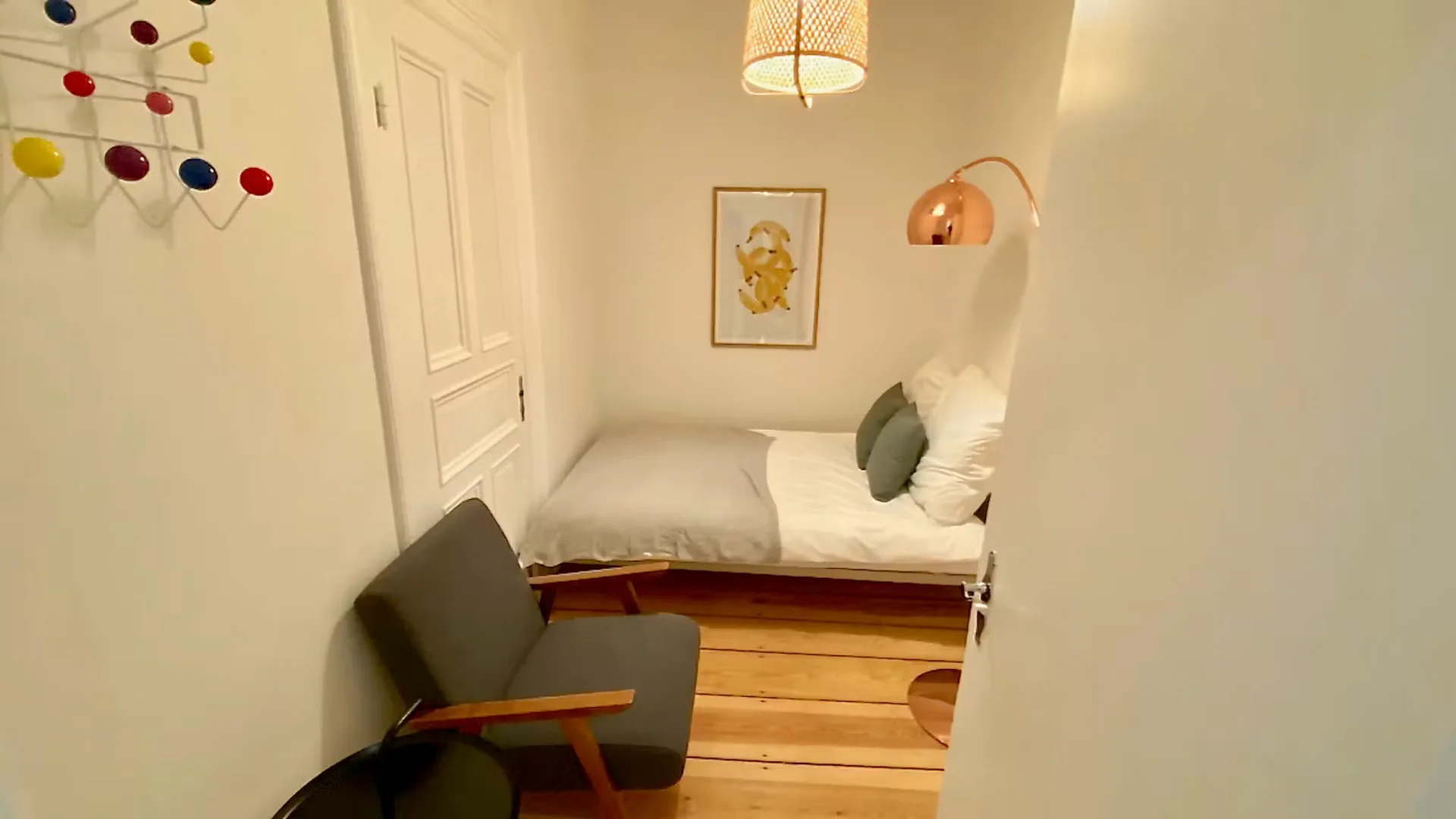 Zimmer in Studentenwohnung in  zu vermieten, voll möbliert