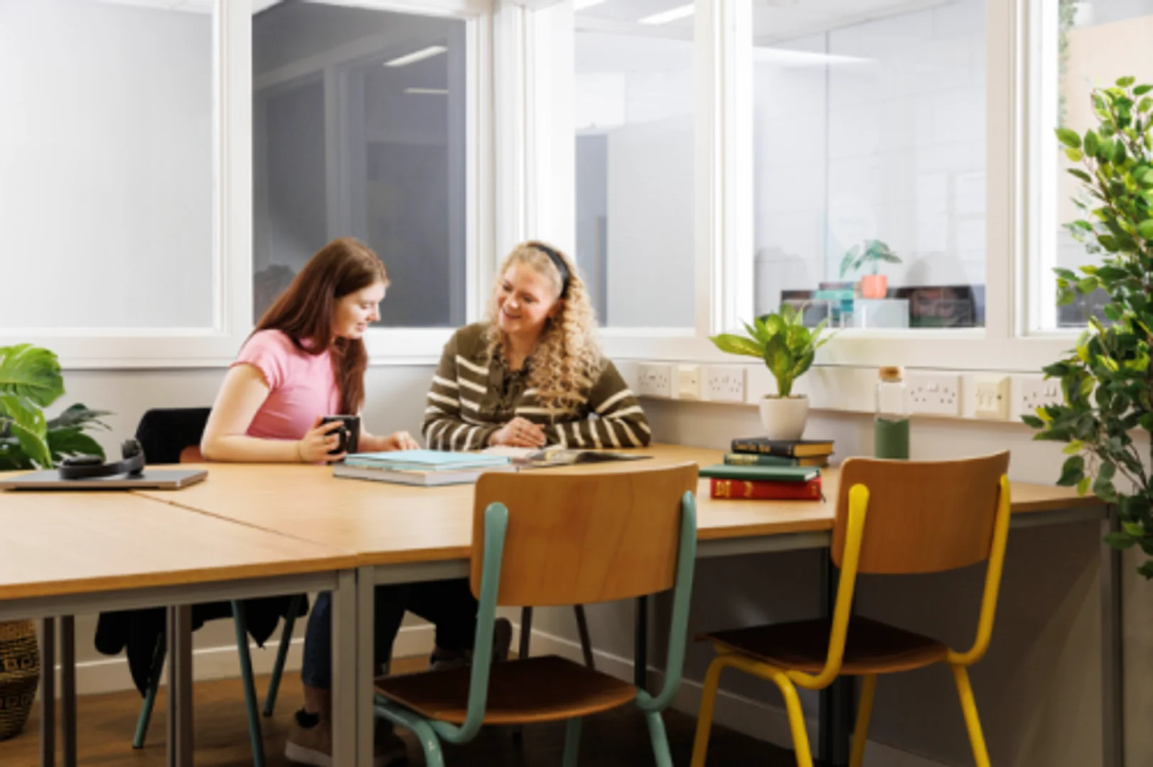Quarto de estudante económico perto do campus em 