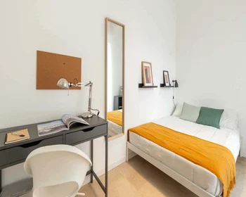 Habitación privada en Via Salvatore Barzilai, 9, 20146 Milano MI, Italy, imagen 5 de 21