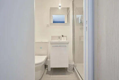 Private room at 271 Rue d'Estienne d'Orves, 92700 Colombes, France, image 5 of 39
