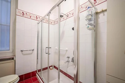 Habitación privada en Corso Magenta, 1/5, 16122 Genova GE, Italy, imagen 8 de 17