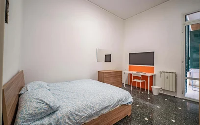 Habitación privada en Corso Magenta, 1/5, 16122 Genova GE, Italy, imagen 1 de 17