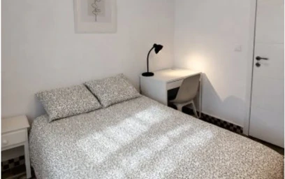 Private room at C. Malasaña, image 17 of 19
