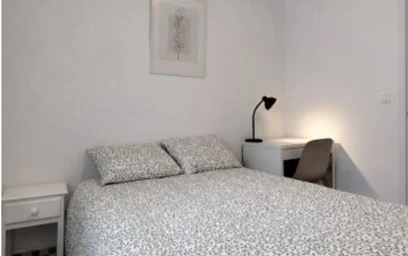 Private room at C. Malasaña, image 19 of 19