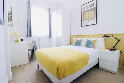 Privatzimmer in der Rue Châteauneuf, Gambetta, bild 1 von 10