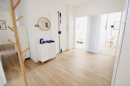 Chambre privée à Rue Barla, Le Port, image 9 de 10