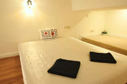 Apartamento inteiro em Királyi Pál utca 5-7, imagem 12 de 18