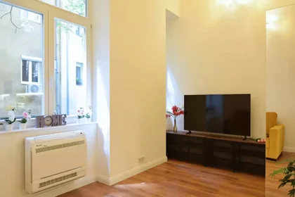 Apartamento inteiro em Királyi Pál utca 5-7, imagem 16 de 18