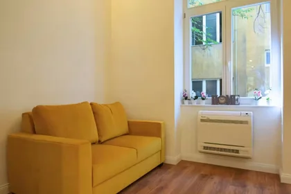 Apartamento inteiro em Királyi Pál utca 5-7, imagem 7 de 18