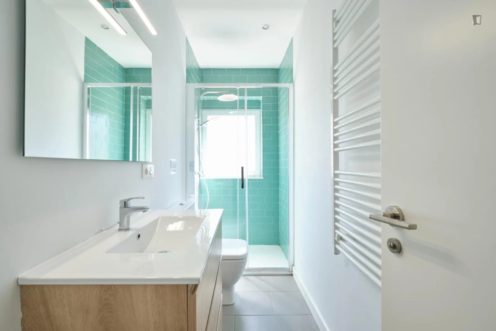 Habitación en apartamento estudiantil en alquiler en , completamente amueblado
