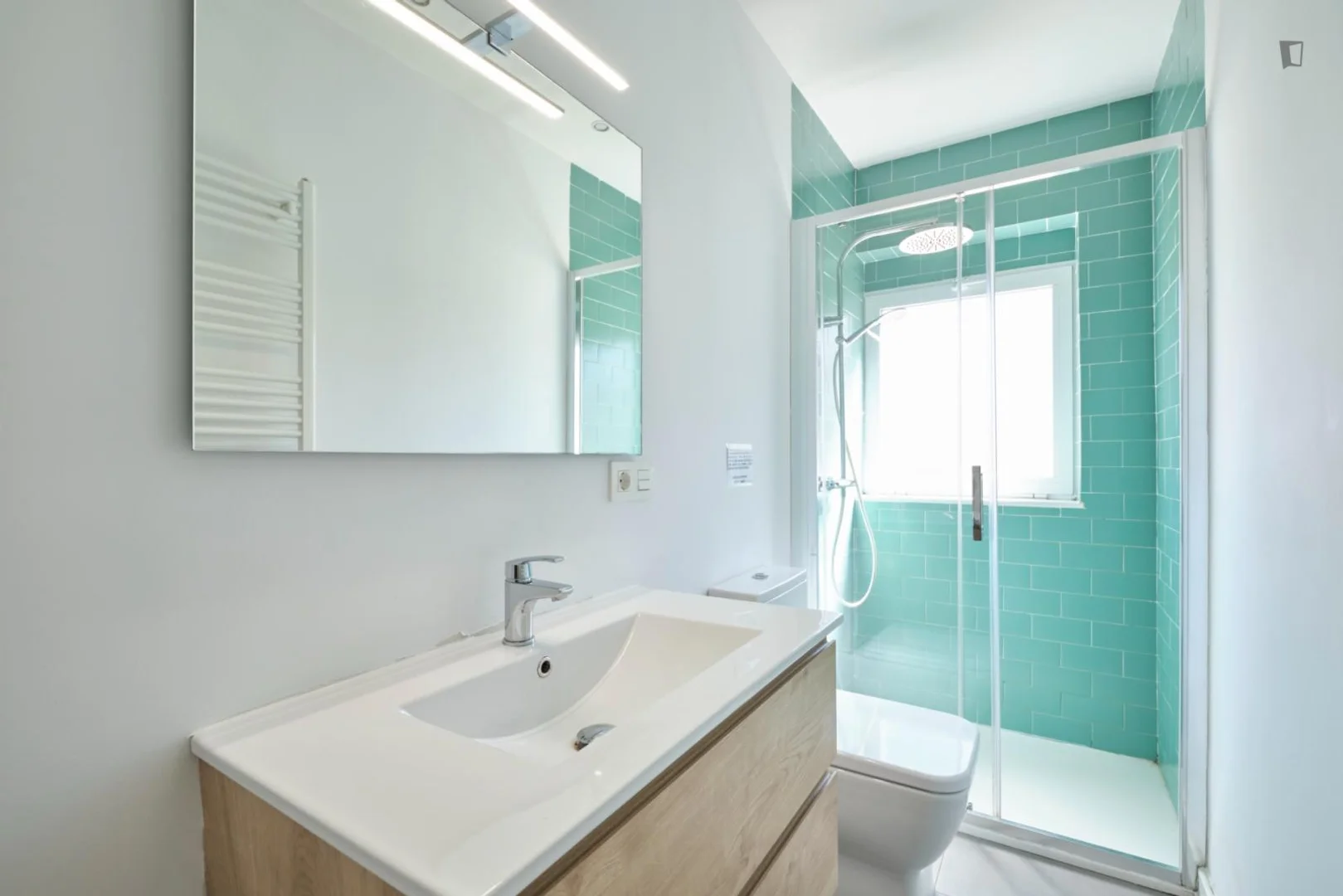 Habitación estudiantil económica cerca del campus en 