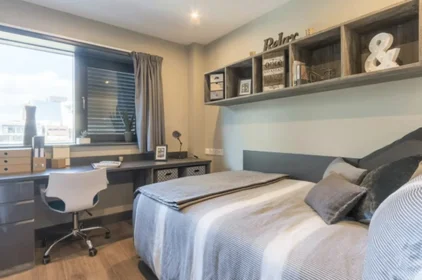 Özel oda konumu Capital Quarter, Tyndall St, Cardiff CF10 4BZ, United Kingdom        , 1 10 görüntüsü