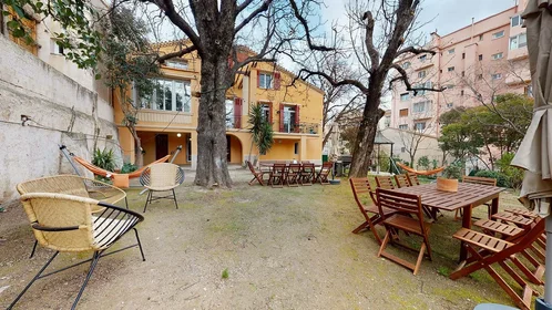 Entire apartment at 1 Rue de la Clinique, 13004 Marseille, France, image 15 of 33
