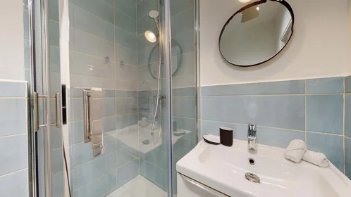 Entire apartment at 1 Rue de la Clinique, 13004 Marseille, France, image 7 of 33