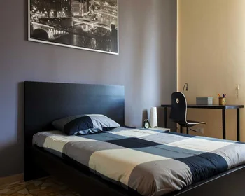 Habitación privada en Via Belmeloro, imagen 1 de 10