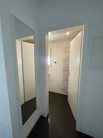 Alojamiento entero en Kaiserstraße, Pempelfort, imagen 10 de 10
