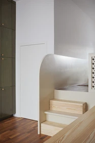 Private room at Saint-Gilles, Saint-Gilles, image 44 of 51