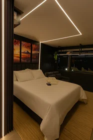 Entire apartment at Alameda Alceu Wamosy, image 16 of 18