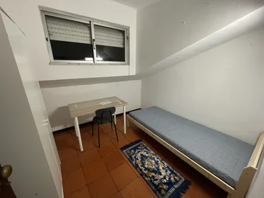 Jasny pokój prywatny w {area}