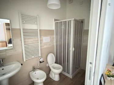 Privatzimmer in der Via Tirino, bild 8 von 11