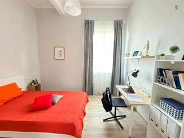 Quarto privado em Via Tirino, imagem 1 de 12