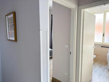 Quarto privado em Via Tirino, imagem 12 de 12