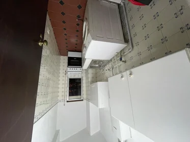 Stanza privata in R. da Volta das Calçadas, immagine 10 di 14