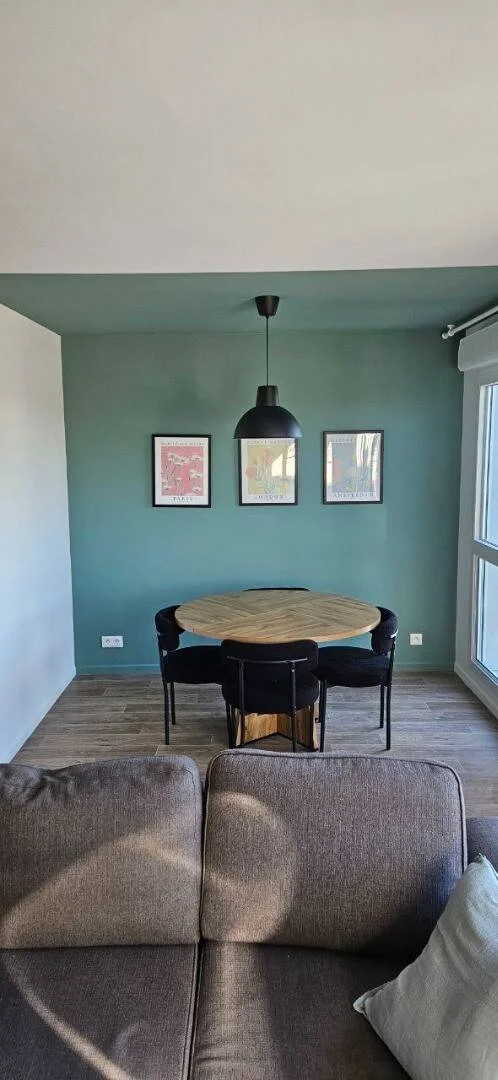 Habitación para estudiantes en  con área de estudio y facilidades compartidas