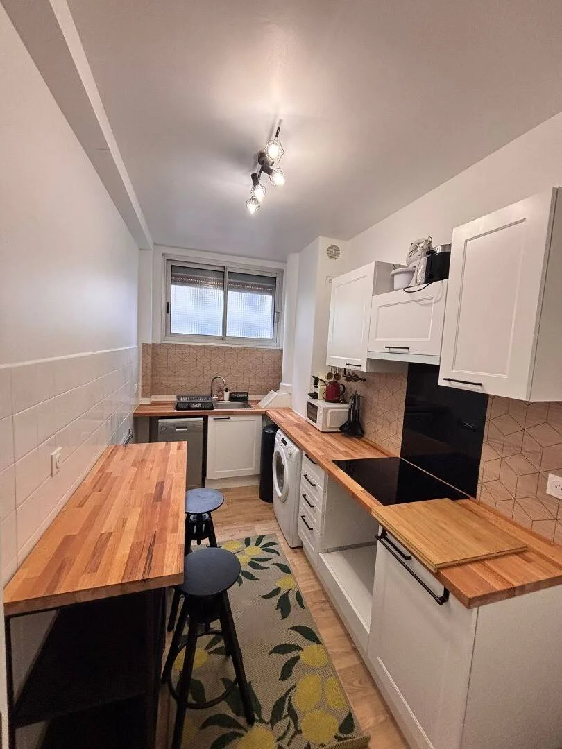 Habitación para estudiantes en  con modernas comodidades
