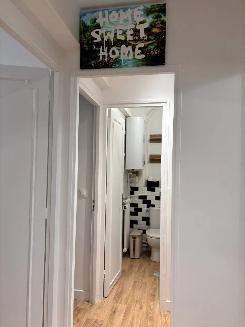 Habitación asequible para estudiantes con buena iluminación en 