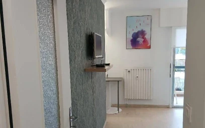 Private room at Cannes, 06400, image 5 of 14