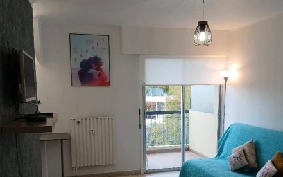 Private room at Cannes, 06400, image 6 of 14