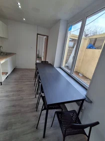 Chambre privée à Charleroi, 6020, image 9 de 10