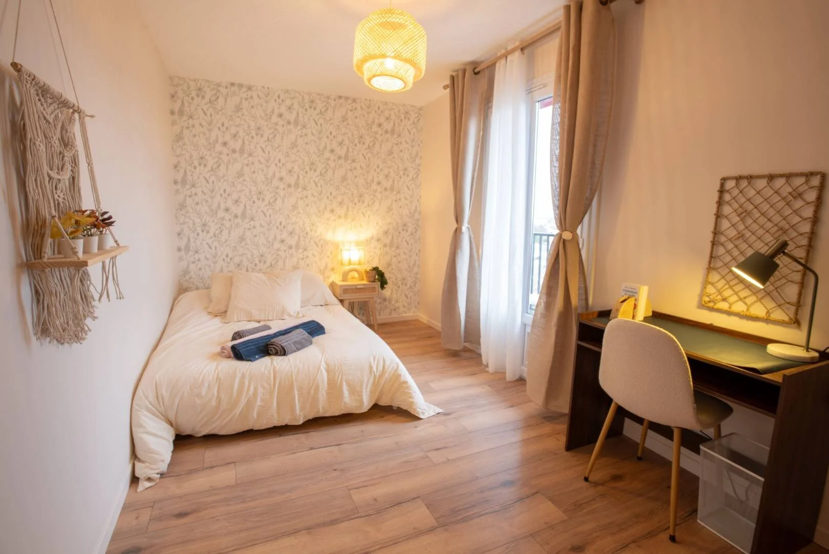 Budget-friendly student room close to campus in 