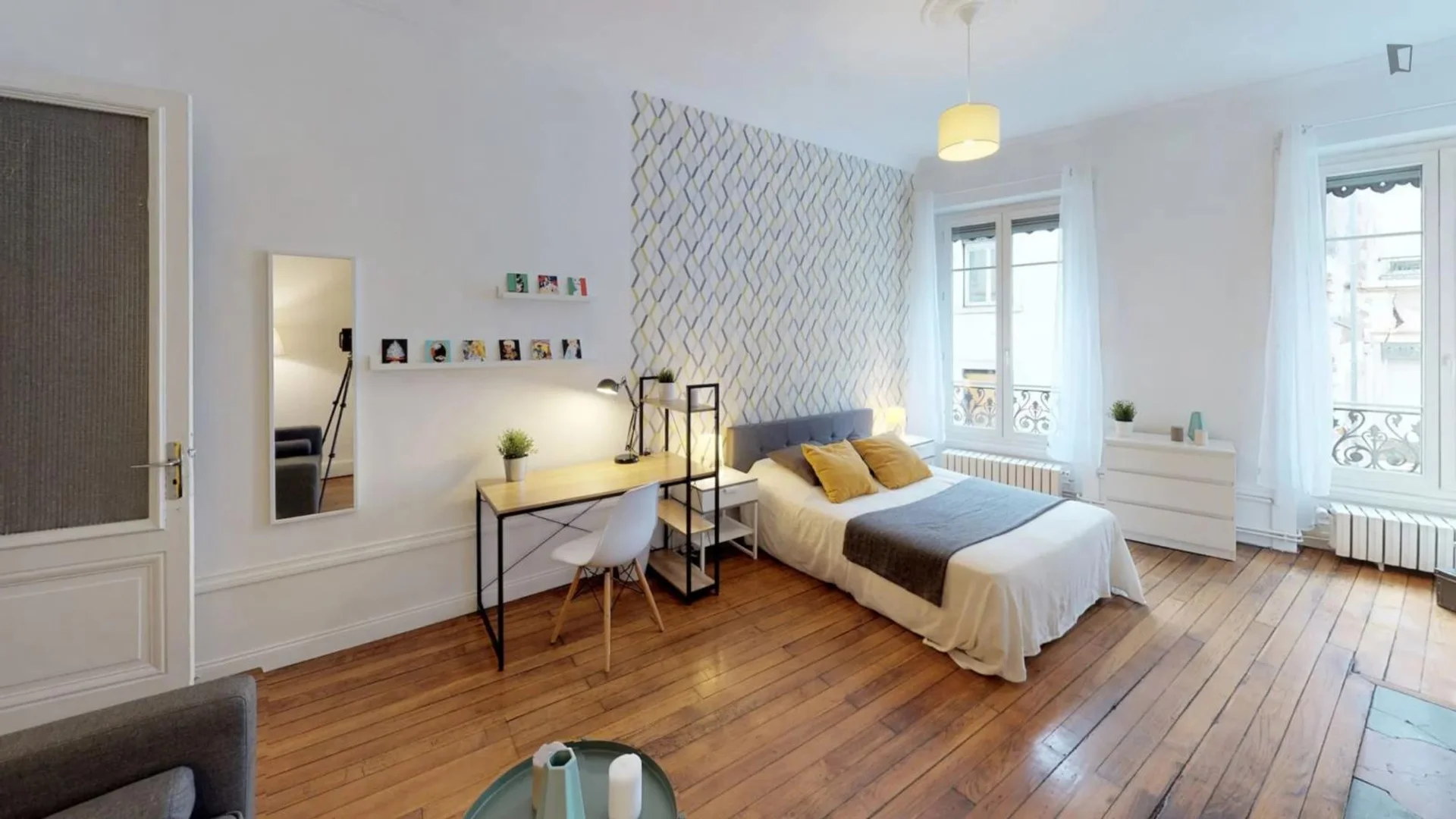 'de öğrenci dairesinde, tamamen mobilyalı kiralık oda