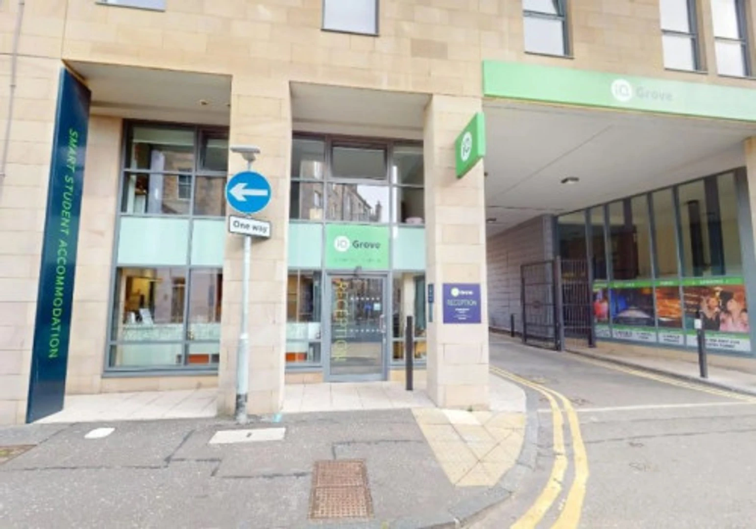 Cozy room for students available in 