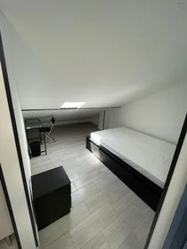 Habitación privada en Other - Rua Dom António Bento Martins Júnior, 4, imagen 8 de 10