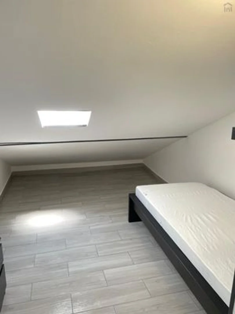 Chambre à louer dans un appartement d'étudiant à , entièrement meublée
