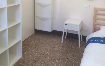 Chambre privée à Via S. Vitale, 40125 Bologna BO, Italy, image 2 de 20